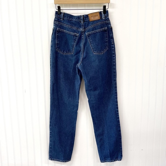VTG | High Waisted Rigid Denim Mom Jeans - Picture 3 of 9